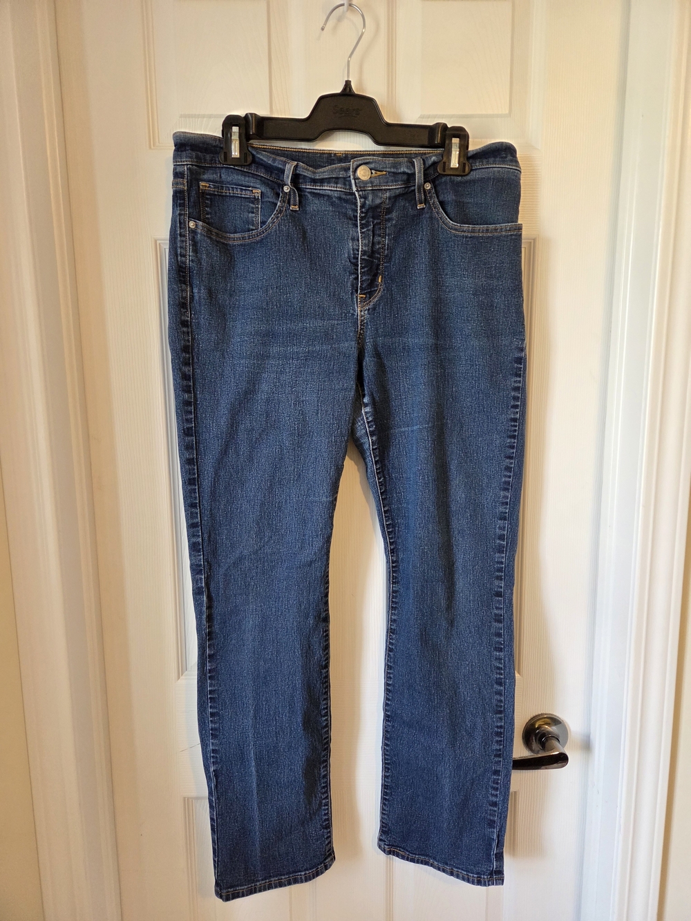 Levi's Women's Straight-Leg Jeans